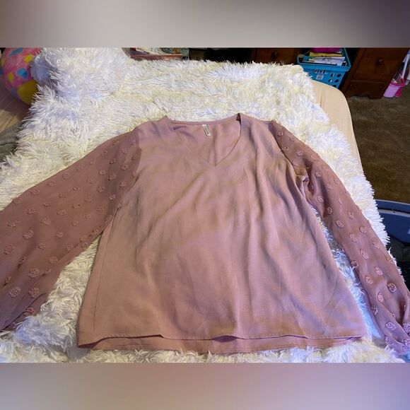 Bundle (5) Women’s Blouses (4) XL (1) XXL - Picture 3 of 12